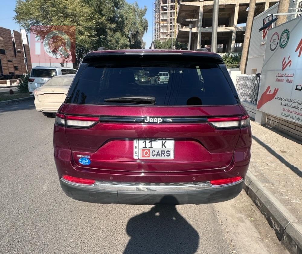 جیپ گراند شیرۆکی